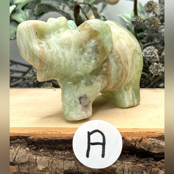 Caribbean Calcite Elephant Carvings - Picture 4 of 11